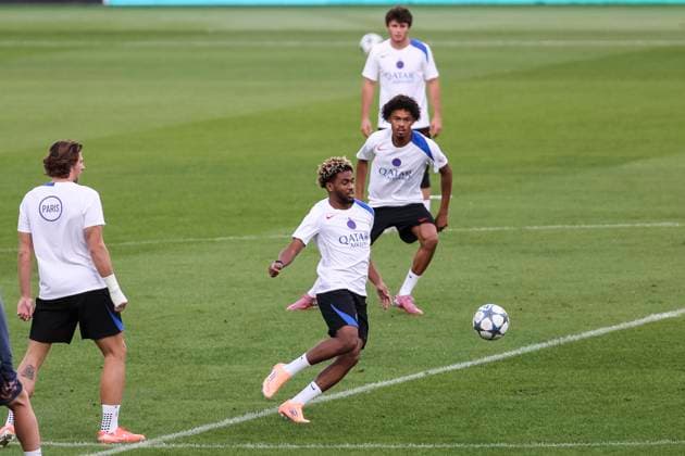 September 30, 2025, Barcelona, Barcelona, SPAIN: Ibrahim Mbaye during the training day of Paris Saint-Germain ahead UEFA Champions League 2025 26, football match against FC Barcelona, Barca at Estadi Olimpic Lluis Companys on September 30, 2025 in Barcelona, Spain. Barcelona SPAIN - ZUMAa181 20250930_zaa_a181_114 Copyright: xJavierxBorregox