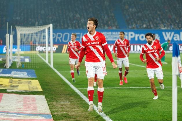 Torjubel 0:1 Torschütze Moritz Hannemann (FCE) ; GER, FC Hansa Rostock vs. FC Energie Cottbus, Fußball, Männer, 3. Liga, 09.Spieltag, Spielzeit 2025 2026, 30.09.2025 Rostock Ostseestadion Mecklenburg - Vorpommern Deutschland