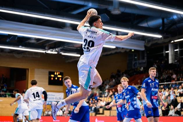Grosswallstadt: 2.HBL - 25 26 - TV Grosswallstadt - SG BBM Bietigheim Moritz Strosack (Bietigheim) Elsenfeld Untermainhalle Bayern Deutschland
