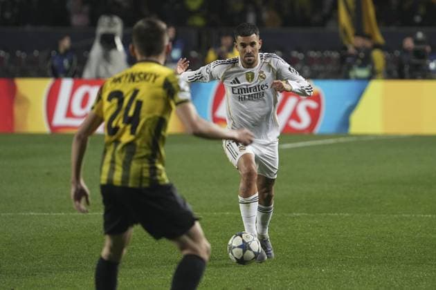 Kairat Almaty v Real Madrid - UEFA Champions League ALMATY, KAZAKHSTAN - SEPTEMBER 30: Real Madrid’s Dani Ceballos (19) battles for the ball with Kairat Almaty player. during the UEFA Champions League group stage match between Kairat Almaty and Real Madrid at Almaty Ortalyk Stadion in Almaty, Kazakhstan on September 30, 2025. Turar Kazangapov Anadolu Almaty Kazakhstan. Editorial use only. Please get in touch for any other usage.  Copyright: x2025xAnadoluxTurarxKazangapovx