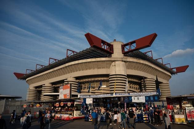 Inter Milan vs Slavia Prague - UEFA Champions League MILAN, ITALY - SEPTEMBER 30: A general view of the exterior of the stadium ahead of the UEFA Champions League football match Inter Milan vs Slavia Prague at San Siro Stadium in Milan, Italy on September 30, 2025. Piero Cruciatti Anadolu Milan Italy. Editorial use only. Please get in touch for any other usage.  Copyright: x2025xAnadoluxPieroxCruciattix