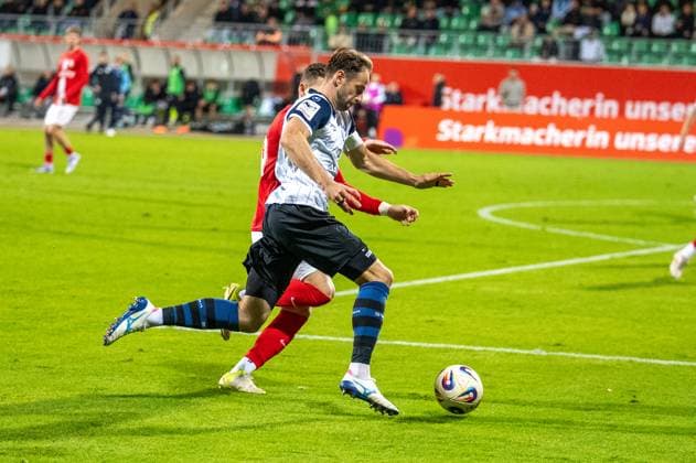 Deutschland: Fussball 3. Liga, 9. Spieltag 2025 2026, TSV Havelse-Waldhof Mannheim am 30.09. in Hannover (Eilenriede-Stadion): Lukas Klünter (Waldhof Mannheim 24) Copyright: xSvenxHeidmannx