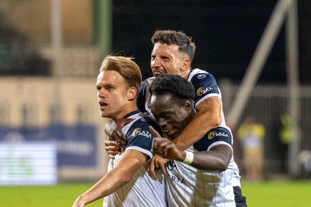 Deutschland: Fussball 3. Liga, 9. Spieltag 2025 2026, TSV Havelse-Waldhof Mannheim am 30.09. in Hannover (Eilenriede-Stadion): Torjubel zum 2:3 durch Nicklas Shipnoski (Waldhof Mannheim 7) Copyright: xSvenxHeidmannx