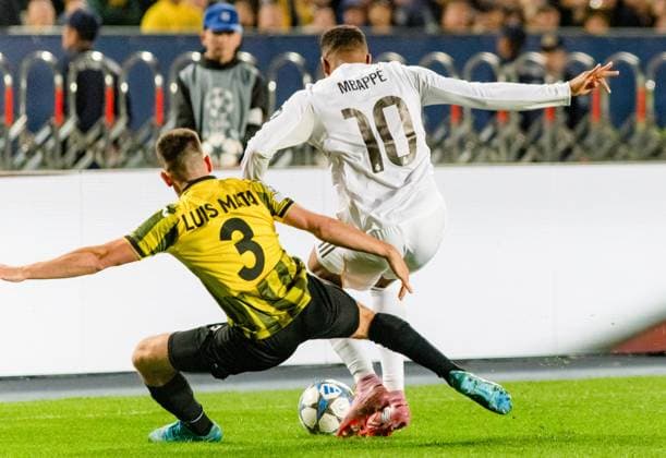 KAZAKHSTAN, ALMATY - SEPTEMBER 30, 2025: FC Kairat™s Luis Mata (L) and Real Madrid™s Kylian Mbappe in a 2025-26 UEFA Champions League League Phase Matchday 2 football match between FC Kairat and Real Madrid at Central Stadium 2025-26 UEFA Champions League: FC Kairat 0 - 5 Real Madrid  - ZUMAt113 20250930_zaa_t113_454 Copyright: xAlikhanxSariyevx