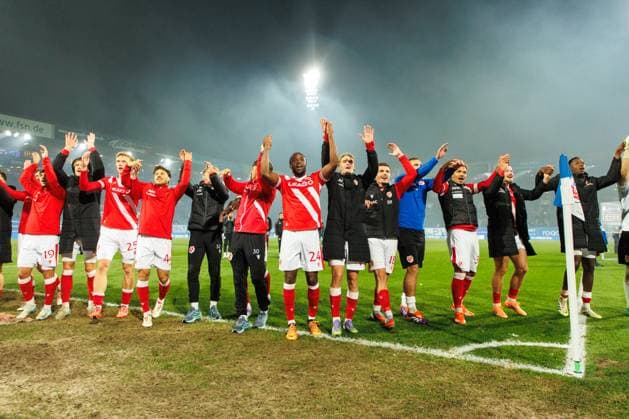 Siegjubel Cottbus vor dem Gästeblock; GER, FC Hansa Rostock vs. FC Energie Cottbus, Fußball, Männer, 3. Liga, 09.Spieltag, Spielzeit 2025 2026, 30.09.2025 Rostock Ostseestadion Mecklenburg - Vorpommern Deutschland