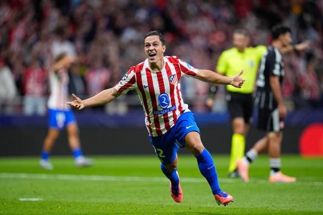 September 30, 2025, Madrid, Madrid, Spain: Giacomo Raspadori of Atletico de Madrid celebrates a goal during the UEFA Champions League 2025 26 League Phase MD2 match between Atletico de Madrid and Eintracht Frankfurt at Riyadh Air Metropolitano on September 30, 2025, in Madrid, Spain. Madrid Spain - ZUMAa181 20250930_zaa_a181_190 Copyright: xDennisxAgyemanx
