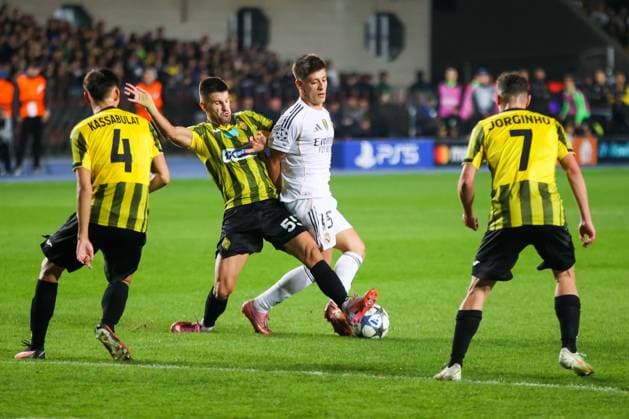 KAZAKHSTAN, ALMATY - SEPTEMBER 30, 2025: FC Kairat™s Damir Kasabulat, Valery Gromyko, Real Madrid™s Arda Guler and FC Kairat s Jorginho (L-R) in a 2025-26 UEFA Champions League League Phase Matchday 2 football match between FC Kairat and Real Madrid at Central Stadium 2025-26 UEFA Champions League: FC Kairat 0 - 5 Real Madrid  - ZUMAt113 20250930_zaa_t113_479 Copyright: xAlikhanxSariyevx