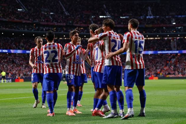 September 30, 2025, Madrid, Madrid, Spain: Robin Le Normand of Atletico de Madrid celebrates a goal with teammates during the UEFA Champions League 2025 26 League Phase MD2 match between Atletico de Madrid and Eintracht Frankfurt at Riyadh Air Metropolitano on September 30, 2025, in Madrid, Spain. Madrid Spain - ZUMAa181 20250930_zaa_a181_223 Copyright: xDennisxAgyemanx