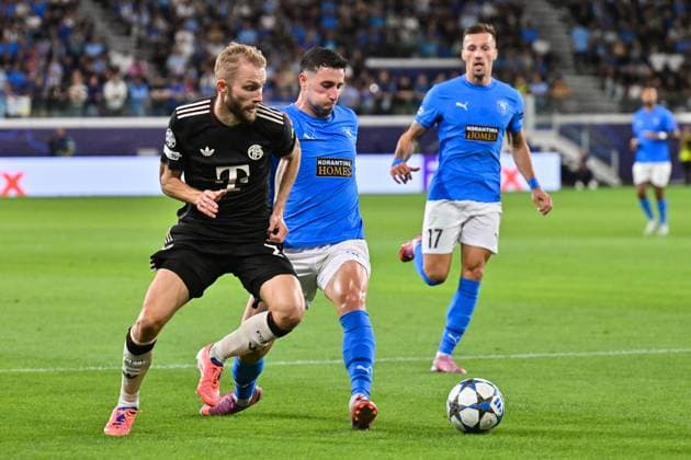 UEFA Champions League; Paphos FC - FC Bayern München; 30.09.2025 im Duell Konrad LAIMER (FC Bayern Muenchen 27) und Kostas PILEAS (Paphos FC 2) Zweikampf UEFA Champions League: Paphos FC - FC Bayern München; Alphamega Stadium am 30.09.2025 Copyright: xBEAUTIFULxSPORTS Goldbergx