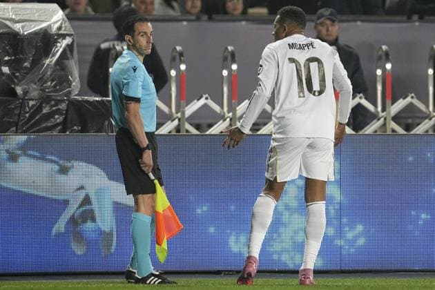 Kairat Almaty v Real Madrid - UEFA Champions League ALMATY, KAZAKHSTAN - SEPTEMBER 30: Real Madrid’s Kylian Mbappe (10) in action during the UEFA Champions League group stage match between Kairat Almaty and Real Madrid at Almaty Ortalyk Stadion in Almaty, Kazakhstan on September 30, 2025. Turar Kazangapov Anadolu Almaty Kazakhstan. Editorial use only. Please get in touch for any other usage.  Copyright: x2025xAnadoluxTurarxKazangapovx