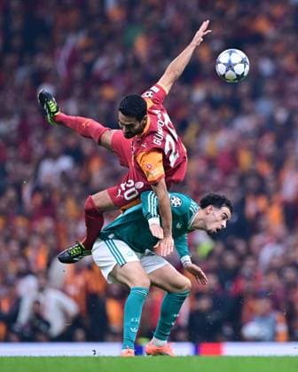 Galatasaray v Liverpool - UEFA Champions League ISTANBUL, TURKIYE - SEPTEMBER 30: Ilkay Gundogan of Galatasaray in action against Curtis Jones) of Liverpool during the UEFA Champions League week 2 match between Galatasaray and Liverpool at RAMS Park in Istanbul, Turkiye, on September 30, 2025. Abdulhamid Hosbas Anadolu Istanbul Turkey. Editorial use only. Please get in touch for any other usage.  Copyright: x2025xAnadoluxAbdulhamidxHosbasx
