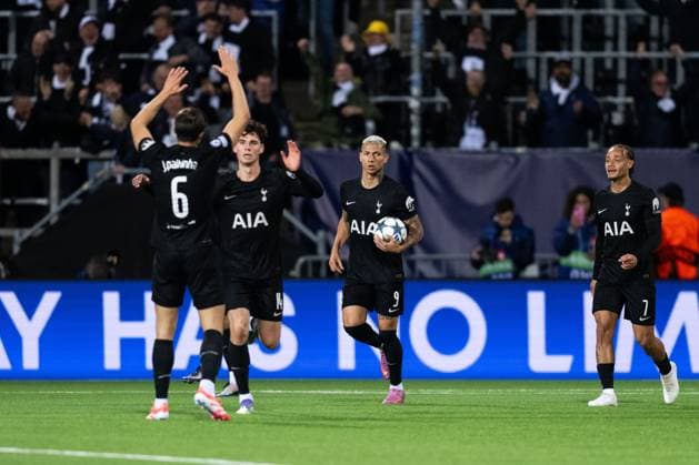 250930 Richarlison of Tottenham Hotspur celebrates after 2-2 during the UEFA Champions League football match between Bodo Glimt and Tottenham on September 30, 2025 in Bodo. Photo: Marius Simensen BILDBYRAN COP 238 MM0044 bbeng football fotball fotboll soccer uefa champions league mesterligaen bodo glimt tottenham hotspur spurs jubel Copyright: MARIUSxSIMENSEN BB250930ZL006