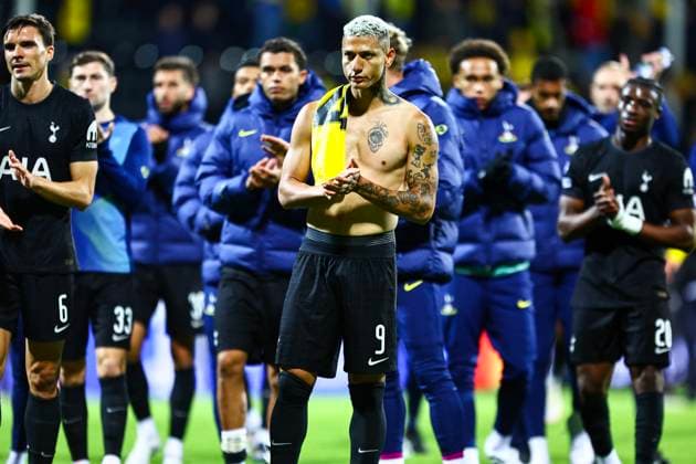 UEFA Champions League 2025 2026 Bodo Glimt Tottenham Bodo 20250930 Tottenhams Richarlison thanks the supporters after the Champions League match between Bodo Glimt and Tottenham at Aspmyra Stadium Photo Mats Torbergsen NTB Bodo Norway EDITORIAL USE ONLY RESTRICTED USE FOR BETTING COMPANIES  Copyright: xMatsxTorbergsenx xNTBx