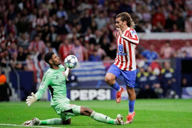 UEFA champions league - Atletico de Madrid vs Eintracht MADRID,SPAIN - 30 September: Antoine Griezmann of Atletico de Madrid and scores a goal during UEFA champions league 2025 26 match between Atletico de Madrid and Eintracht at Riyadh Air Metropolitano Stadium. (Photo by Guillermo Martinez) Madrid Riyadh Air Metropolitano Stadium Spain Copyright: xGuillermoxMartinezx