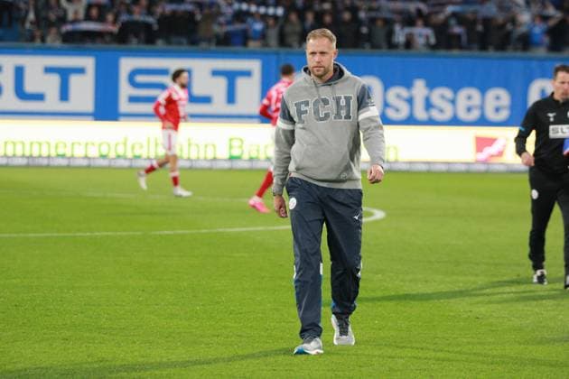 Fußball I Herren I Saison 2025-26 I 3. Liga I 9. Spieltag I F.C. Hansa Rostock - Energie Cottbus I 30.9.2025 Daniel Brinkmann (F.C. Hansa Rostock) Rostock Ostseestadion Mecklenburg-Vorpommern Deutschland Copyright: xLobeca AndreasxKnothex