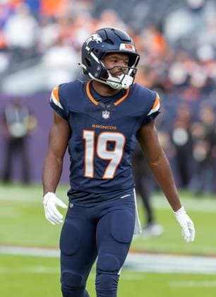 September 30, 2025, Denver, Colorado, USA: Broncos WR MARVIN MIMS JR. looks on during warm-ups before the start of the 1st. Half at Empower Field at Mile High Monday night. Broncos beat the Bengals 28-3. Denver USA - ZUMAav4_ 20250930_zaf_av4_029 Copyright: xHectorxAcevedox