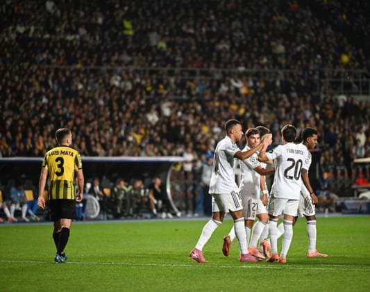 (251001) -- ALMATY, Oct. 1, 2025 -- Players of Real Madrid celebrate a goal during the UEFA Champions League match between Kairat Almaty and Real Madrid in Almaty, Kazakhstan, on Sept. 30, 2025. ) (SP)KAZAKHSTAN-ALMATY-FOOTBALL-UEFA CHAMPIONS LEAGUE-KAIRAT ALMATY VS REAL MADRID LixRenzi 