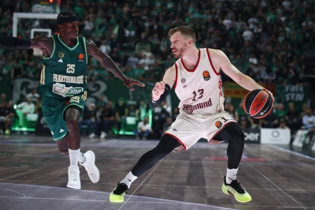 EuroLeague Basketball - Andreas Obst of FC Bayern Munich in action during the Euroleague regular season basketball match between Panathinaikos AKTOR Athens and FC Bayern Munich held at OAKA Altion in Athens, Grecee, 30 September 2025. ATHENS Greece Copyright: xOnexInchxProductionsx 6675003