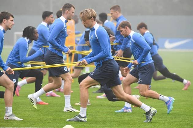 Genk s Matte Smets pictured during a training session of Belgian soccer team KRC Genk, on Wednesday 01 October 2025, in Genk. The team will play the Hungarian Ferencvarosi TC on Thursday, the second game (out of 8) in the league phase of the UEFA Europa League competition. JILLxDELSAUX  x135801124x