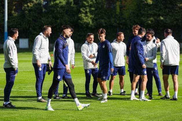 PXL_GNK Dinamo training GNK Dinamo training at Maksimir stadium in Zagreb, Croatia on 01. October 2025 before UEFA Europa league match with Maccabi Tel Aviv FC. Mato Jajalo, Ivan Kelava, Ivan Nevistic, Mario Kovacevic, Moreno Zivkovic, Luka Murk, Mihael Mindjek  GoranxStanzl PIXSELL