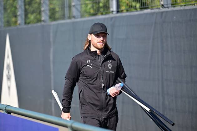 01.10.2025; Moenchengladbach; Fussball, Herren, Saison 2025 2026, Training Borussia Moenchengladbach Eugen Polanski (Interimstrainer Gladbach) DFL regulations prohibit any use of photographs as image sequences and or quasi-video. Borussia-Park NRW Deutschland