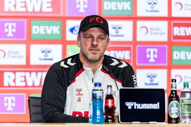1. FC Köln Pressekonferenz; 01.10.2025 Lukas Kwasniok (Trainer 1. FC Köln) Pressekonferenz 1. FC Köln; RheinEnergiestadion, 01.10.2025 Copyright: xBEAUTIFULxSPORTS Wunderlx