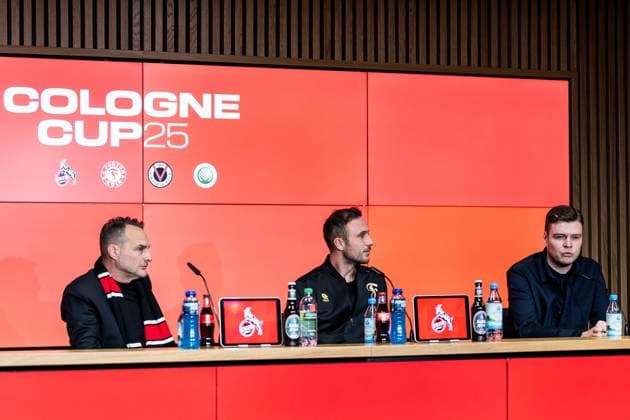 Cologne Cup25 Pressekonferenz; 01.10.2025 Holger Kirsch (Präsident Viktoria Köln), Niklas Müller (Geschäftsführer Fortuna Köln), Lukas Berg (Technischer Direktor 1. FC Köln) Pressekonferenz Cologne Cup25; RheinEnergiestadion, 01.10.2025 Copyright: xBEAUTIFULxSPORTS Wunderlx