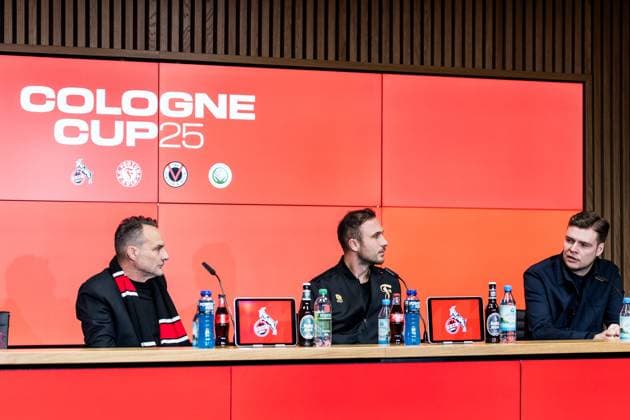 Cologne Cup25 Pressekonferenz; 01.10.2025 Holger Kirsch (Präsident Viktoria Köln), Niklas Müller (Geschäftsführer Fortuna Köln), Lukas Berg (Technischer Direktor 1. FC Köln) Pressekonferenz Cologne Cup25; RheinEnergiestadion, 01.10.2025 Copyright: xBEAUTIFULxSPORTS Wunderlx