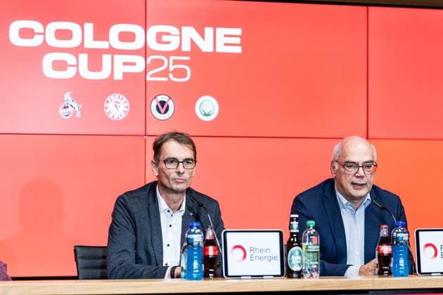 Cologne Cup25 Pressekonferenz; 01.10.2025 Dr. Andreas Dartsch (stv. Vorstandsvorsitzender Sparkasse KölnBonn), Dirk Brennecke (Geschäftsführer Fußball-Verband Mittelrhein) Pressekonferenz Cologne Cup25; RheinEnergiestadion, 01.10.2025 Copyright: xBEAUTIFULxSPORTS Wunderlx
