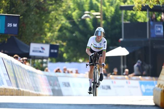 Swiss Marlen Reusser of Movistar Team and pictured as she crosses the finish line of the 24 km time trial of the Women Elite category at the UEC road European cycling championships, Wednesday 01 October 2025, in Loriol-sur-Drome, France. The European cycling championships Drome-Ardeche takes place from 1 to 5 October, France. DAVIDxPINTENS  x135824595x