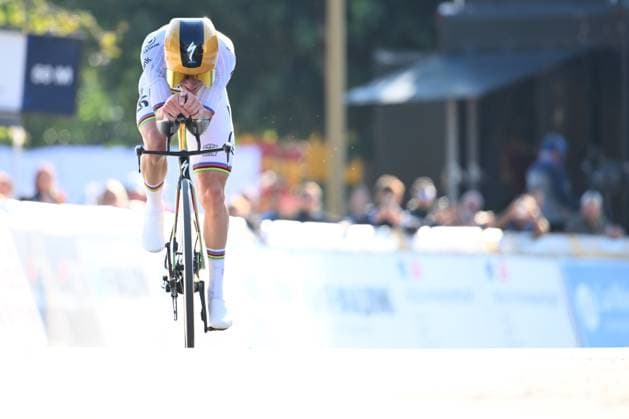 UEC 2025 Road European Championship, EM, Europameisterschaft Drome-Ardeche 01 10 2025 ETOILE-SUR-RHONE, FRANCE - OCTOBER 01 : Evenepoel Remco (Belgium) during the Men Elite Individual Time Trial of the 2025 UEC Road European Championship Drome-Ardeche 10th edition an UCI Continental Championships cycling race of 24 km with start in Loriol-sur-Drome and finish in Etoile-sur-Rhone on October 1, 2025 in Etoile-sur-Rhone, France, 01 10 2025 Etoile-sur-Rhone France  Copyright: xVincentxKalutx