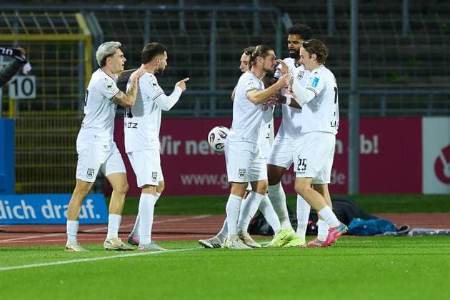 Freude Jubel beim SSV Ulm 1846 ueber den Treffer zum 1:0 GER, SSV Ulm 1846 vs. 1. FC Schweinfurt , Fussball, Herren, 3. Liga, 9. Spieltag, Spielzeit 2025 2026, 30.09.2025 GER, SSV Ulm 1846 vs. 1. FC Schweinfurt , Fussball, Herren, 3. Liga, 9. Spieltag, Spielzeit 2025 2026, 30.09.2025 Ulm Copyright: xEibner-Pressefoto GeraldxOelze-dexStoppanyx EP_ODS