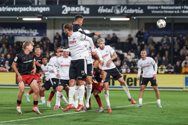 3. Liga; SC Verl - FC Ingolstadt 04; Torchance verpasst Marcel Costly (22, FCI) Kopfball Stöcker Michel (24 Verl) Lehmann Paul (14 Verl) Max Plath (14 FCI) 3. Liga - FC Ingolstadt 04 Saison 2025 2026 SC Verl