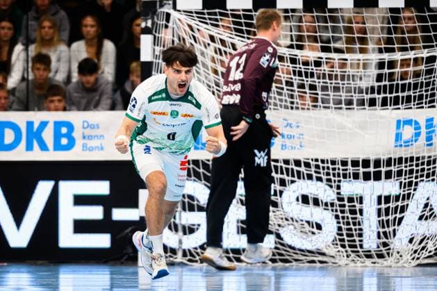 Goeppingen: DHB-Pokal - 25 26 - Frisch Auf Goeppingen - SC DHfK Leipzig Lucas Krzikalla (Leipzig) Jubel Freude Emotion Torjubel Torschuetze Torschütze Goeppingen EWS Arena Baden-Württemberg Deutschland