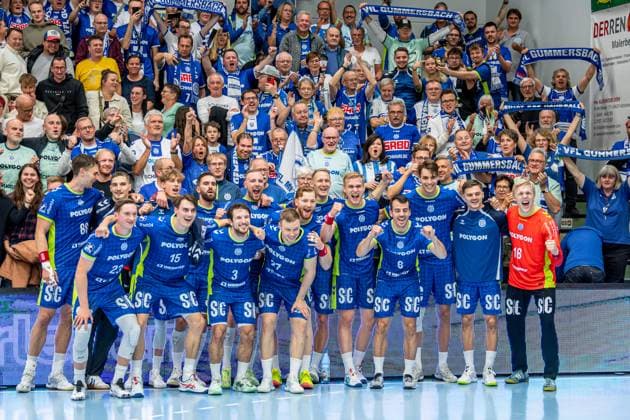 DHB Pokal; TV Hüttenberg - VfL Gummersbach, 01.10.25 DHB Pokal; TV Hüttenberg - VfL Gummersbach: Hüttenberg, 01.10.25 Copyright: xBEAUTIFULxSPORTS Roeczeyx