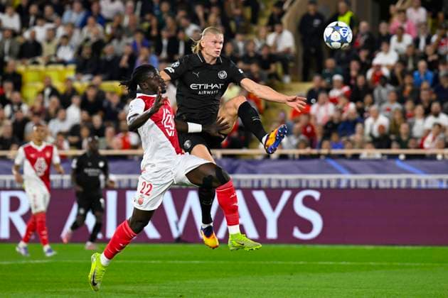 FOOTBALL : AS Monaco VS Manchester City FC - Champions League - 01 10 2025 Erling Haaland (MCFC) Mohammed Salisu (ASM) - Champions League match between AS Monaco and Manchester City FC on October 1st, 2025 at the Louis II Stadium in Monaco. MonacoMonaco  Copyright: xWilliamxCannarellax