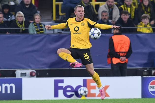 Fußball UEFA Champions League 2. Spieltag Borussia Dortmund - Athletic Bilbao am 01.10.2025 im Signal Iduna Park in Dortmund Julian Ryerson ( Dortmund )