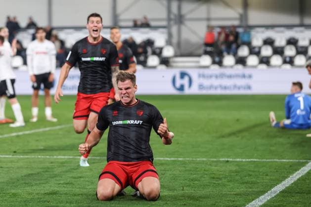 3. Liga; SC Verl - FC Ingolstadt 04; Ausgleich 2:2 Tor Jubel Treffer Simon Lorenz (32, FCI) Jonas Scholz (15, FCI) Marcel Costly (22, FCI) 3. Liga - FC Ingolstadt 04 Saison 2025 2026 SC Verl