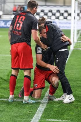 3. Liga; SC Verl - FC Ingolstadt 04; Ausgleich 2:2 Tor Jubel Treffer Simon Lorenz (32, FCI) Jonas Scholz (15, FCI) Cheftrainerin Sabrina Wittmann (FCI) 3. Liga - FC Ingolstadt 04 Saison 2025 2026 SC Verl