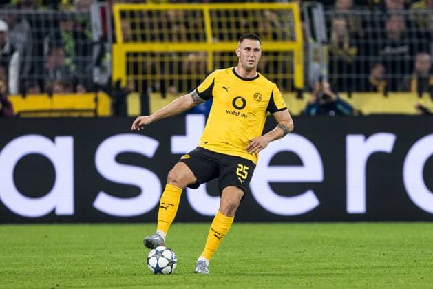 UEFA Champions League, Borussia Dortmund - Athletic Club Bilbao; 01.10.2025 Niklas Süle (Borussia Dortmund, 25) am Ball UEFA Champions League, Borussia Dortmund - Athletic Club Bilbao, Dortmund, SIGNAL IDUNA PARK am 01.10.2025 Copyright: xBEAUTIFULxSPORTS Wunderlx