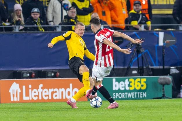 01.10.2025, UEFA Champions League, 2. Spieltag, Borussia Dortmund - Athletic Club Bilbao, v. l. Julian Ryerson (Borussia Dortmund), Nico Serrano (Athletic Club Bilbao), Dortmund Signal Iduna Park NRW Deutschland xRHR-FOTO DEx Copyright: DennisxEwert RHR-FOTOx RHR-FOTO DE