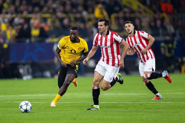 01.10.2025, UEFA Champions League, 2. Spieltag, Borussia Dortmund - Athletic Club Bilbao, v. l. Serhou Guirassy (Borussia Dortmund), Dani Vivian (Athletic Club Bilbao), Dortmund Signal Iduna Park NRW Deutschland xRHR-FOTO DEx Copyright: DennisxEwert RHR-FOTOx RHR-FOTO DE