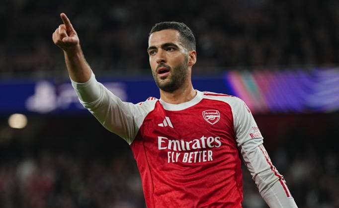 Mikel Merino of Arsenal Arsenal v Olympiakos, UEFA Champions League, Group Stage, Football, Emirates Stadium, London, UK - 01 Oct 2025London Emirates Stadium United Kingdom EDITORIAL USE ONLY No use with unauthorised audio, video, data, fixture lists, club league logos or live services. Online in-match use limited to 120 images, no video emulation. No use in betting, games or single club league player publications.  Copyright: xJoexToth Shutterstockx 15504044y