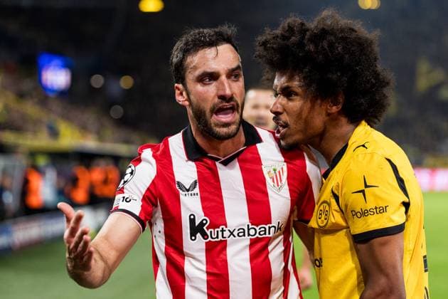 UEFA Champions League, Borussia Dortmund - Athletic Club Bilbao; 01.10.2025 Inigo Lekue (Athletic Club Bilbao, 15) und Karim Adeyemi (Borussia Dortmund, 27) geraten aneinander UEFA Champions League, Borussia Dortmund - Athletic Club Bilbao, Dortmund, SIGNAL IDUNA PARK am 01.10.2025 Copyright: xBEAUTIFULxSPORTS Wunderlx