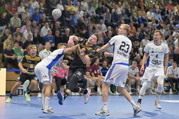 01.10.2025, Dresdens Timo Löser erfolgreich, HC Elbflorenz Dresden - HSV Hamburg, Handball, DHB-Pokal, HC Elbflorenz Dresden - VfL Lübeck-Schwartau, (c) Dresden