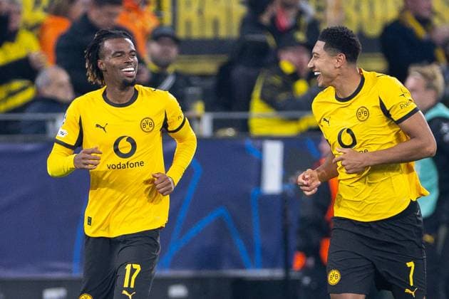 01.10.2025, UEFA Champions League, 2. Spieltag, Borussia Dortmund - Athletic Club Bilbao, v. l. Carney Chukwuemeka (Borussia Dortmund), Jobe Bellingham (Borussia Dortmund) lachen und bejubeln das Tor zum 2:0, Dortmund Signal Iduna Park NRW Deutschland xRHR-FOTO DEx Copyright: DennisxEwert RHR-FOTOx RHR-FOTO DE