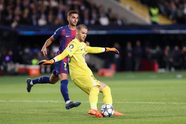 October 1, 2025, Barcelona, Barcelona, SPAIN: Lucas Chevalier of Paris Saint-Germain FC in action during the UEFA Champions League 2025 26 League Phase MD2, match between FC Barcelona, Barca and Paris Saint-Germain at Estadi Olimpic Lluis Companys on October 01, 2025 in Barcelona, Spain. Barcelona SPAIN - ZUMAa181 20251001_zaa_a181_026 Copyright: xJavierxBorregox