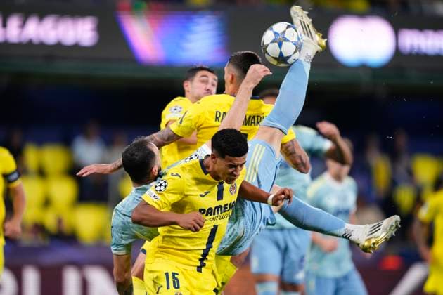 Villarreal CF v Juventus - UEFA Champions League 2025 26 League Phase MD2 Federico Gatti centre-back of Juventus and Italy shooting to goal and scored during the UEFA Champions League 2025 26 League Phase MD2 match between Villarreal CF and Juventus at Estadio de la Ceramica on October 1, 2025 in Villarreal, Spain. Villarreal Castellon Spain  Copyright: xJosexBretonx originalFilename:bretonhernandez-villarre251001_npSHu.jpg