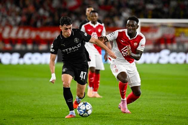 FOOTBALL : AS Monaco VS Manchester City FC - Champions League - 01 10 2025 Phil Foden (MCFC) Folarin Balogun (ASM) - Champions League match between AS Monaco and Manchester City FC on October 1st, 2025 at the Louis II Stadium in Monaco. MonacoMonaco  Copyright: xWilliamxCannarellax