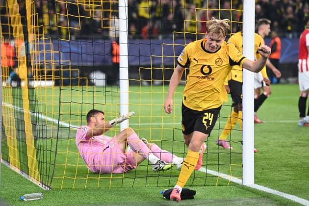 Daniel SVENSSON (DO) Jubel, jubeln, Freude, cheers, nach seinem Tor zum 1-0, Fussball UEFA Champions League Gruppenphase 2. Spieltag Borussia Dortmund (DO) - Atletic Bilbao am 01.10.2025 in Dortmund Deutschland. UEFA regulations prohibit any use of photographs as image sequences and or quasi-video Â *** Daniel SVENSSON DO Cheers, jubilation, joy, cheers, after his goal for 1 0, Football UEFA Champions League Group Stage 2 Matchday Borussia Dortmund DO Atletic Bilbao on 01 10 2025 in Dortmund Germany UEFA regulations prohibit any use of photographs as image sequences and or quasi video Â